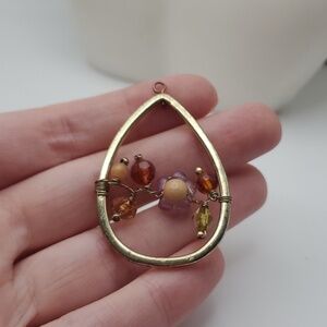 Cottagecore crystal beaded flower boquet necklace pendant 🌼‎